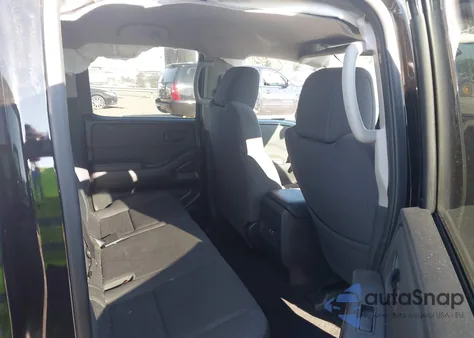 2022 Nissan Frontier S/Sv/Pro-X z USA, uszkodzony, nr VIN 1N6ED1EJ7NN657872